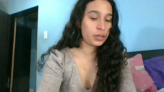 scarlettscottx  online show from 07-06-26, 01:57