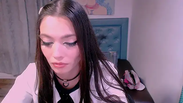 Snapshot of cherrys_cherrys chatting on 04-15-26, 04:19 cherrys cherrys online show from 04-15-26, 04:19