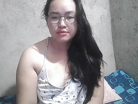 wildchinita00 online show from 05-20-26, 10:05