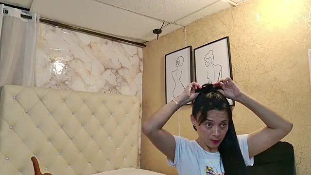 QueenSallyDesire online show from 05-08-26, 03:12
