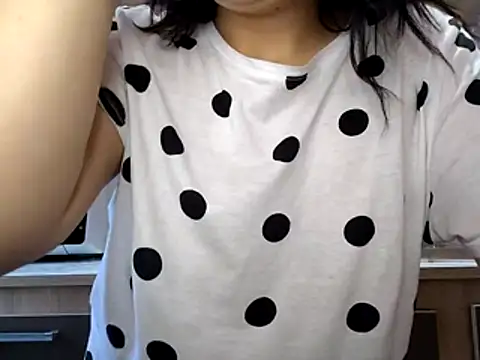 Snapshot of luna_luna12 chatting on 02-20-26, 07:10 luna luna12 online show from 02-20-26, 07:10