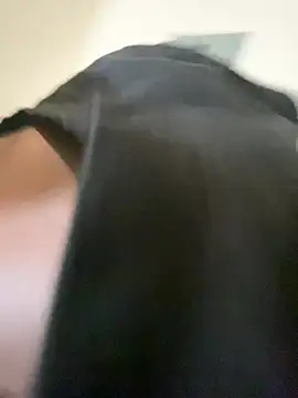 Sinfulwaterfalls online show from 05-17-26, 04:32
