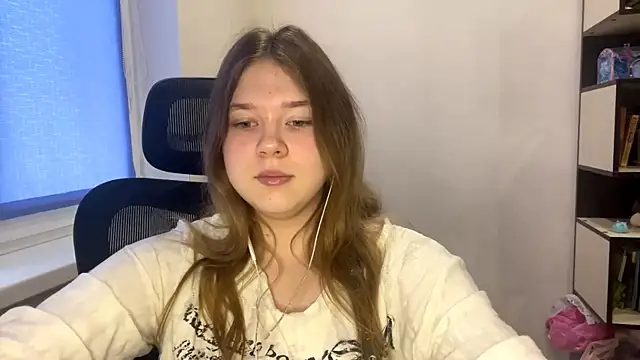 TomikoPfau online show from 04-03-26, 03:15