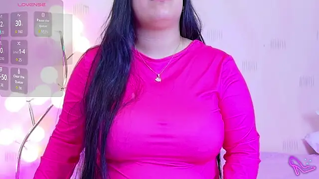 curvybuffgirllll online show from 05-12-26, 07:33
