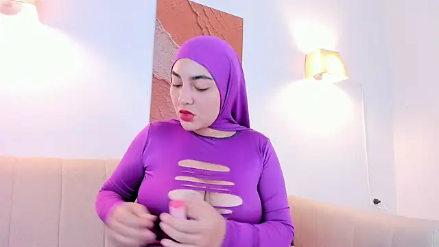 Malika Noor online show from 05-07-26, 02:11