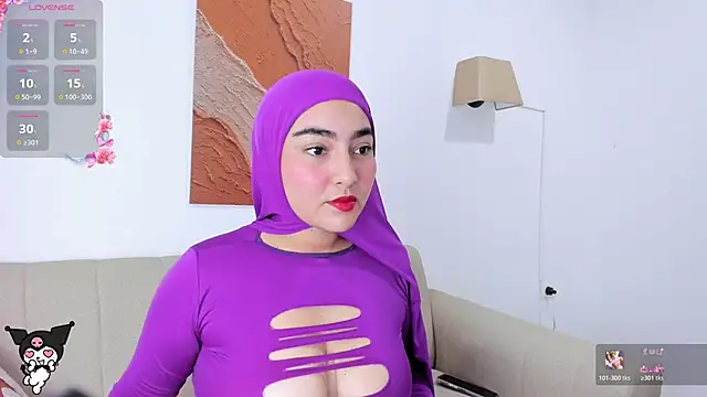 Snapshot of Malika_Noor chatting on 05-30-26, 03:20 Malika Noor online show from 05-30-26, 03:20