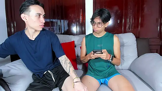 Snapshot of Patrick_ander chatting on 03-08-26, 12:42 Patrick ander online show from 03-08-26, 12:42