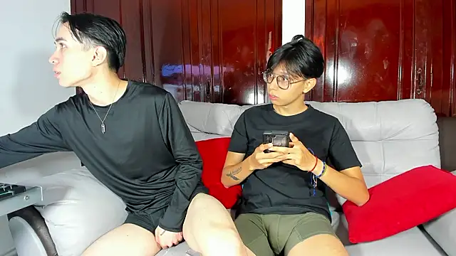 Snapshot of Patrick_ander chatting on 03-12-26, 01:17 Patrick ander online show from 03-12-26, 01:17