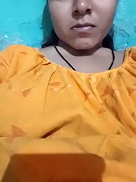 Snapshot of Nivya-Singh chatting on 03-19-26, 06:28 Nivya-Singh online show from 03-19-26, 06:28