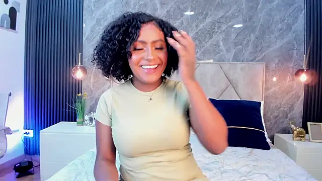 Snapshot of Emma_Dancer chatting on 03-20-26, 03:06 Emma Dancer online show from 03-20-26, 03:06