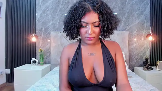 Snapshot of Emma_Dancer chatting on 03-31-26, 01:44 Emma Dancer online show from 03-31-26, 01:44