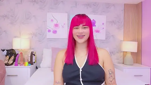 CherryTayloor online show from 05-12-26, 03:47