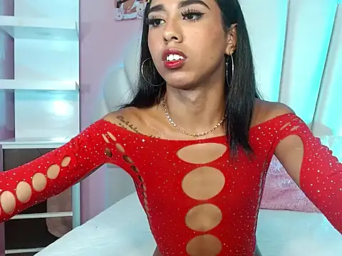 Snapshot of Daniiela_Ember chatting on 03-07-26, 04:31 Daniiela Ember online show from 03-07-26, 04:31