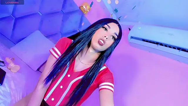 Snapshot of Daniiela_Ember chatting on 03-18-26, 11:46 Daniiela Ember online show from 03-18-26, 11:46