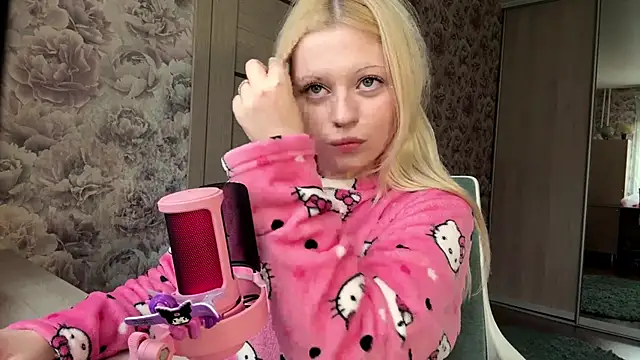 JeneeBIanks online show from 04-02-26, 12:36