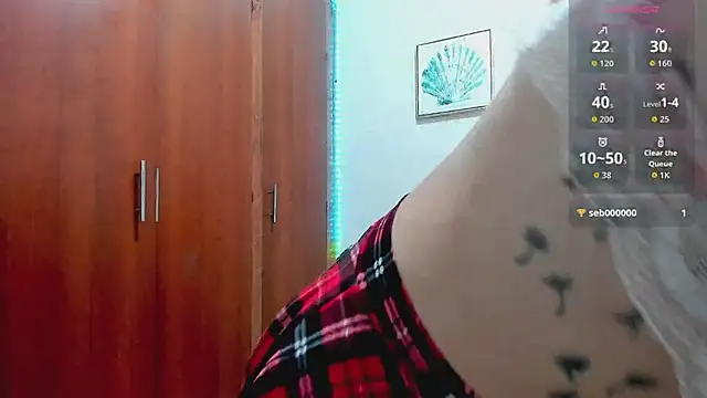 SofiaGonzales  online show from 05-01-26, 01:37