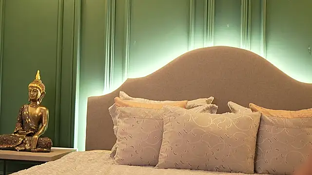 Amara Velvet  online show from 03-30-26, 09:38