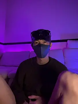 Snapshot of Yumemiru-k chatting on 03-08-26, 02:54 Yumemiru-k online show from 03-08-26, 02:54