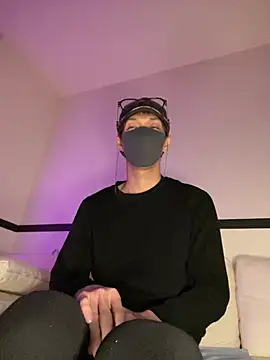 Snapshot of Yumemiru-k chatting on 04-01-26, 04:26 Yumemiru-k online show from 04-01-26, 04:26