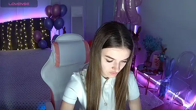 Ann Wood online show from 03-08-26, 07:23