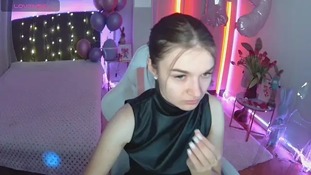 Ann Wood online show from 03-13-26, 07:15