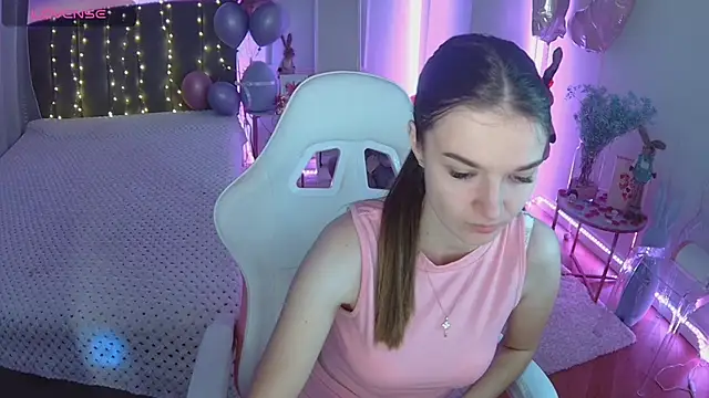 Ann Wood online show from 03-18-26, 07:11