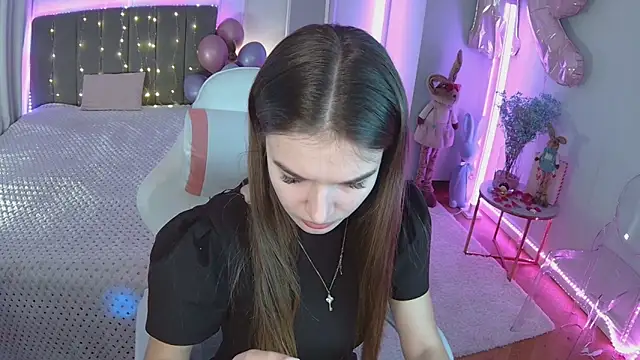 Ann Wood online show from 04-04-26, 08:34