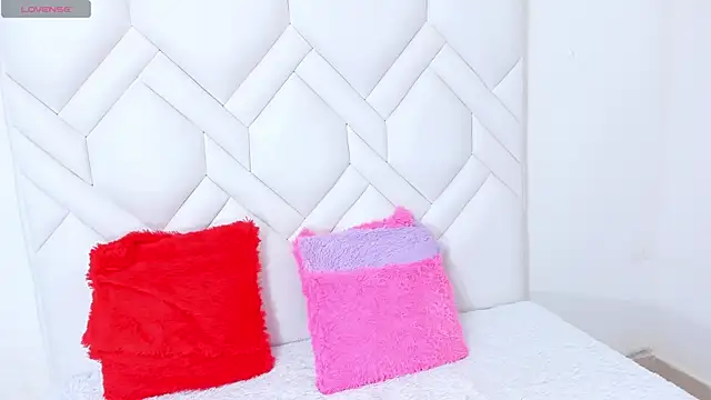 AsianSlut  online show from 04-04-26, 03:38