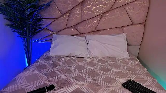 Snapshot of yayis_Betancur chatting on 03-17-26, 03:55 yayis Betancur online show from 03-17-26, 03:55