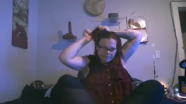 Snapshot of Sexymilf6992 chatting on 08-06-26, 12:56 Sexymilf6992 online show from 08-06-26, 12:56