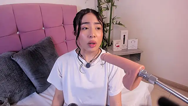 Valecute  online show from 06-26-26, 08:24