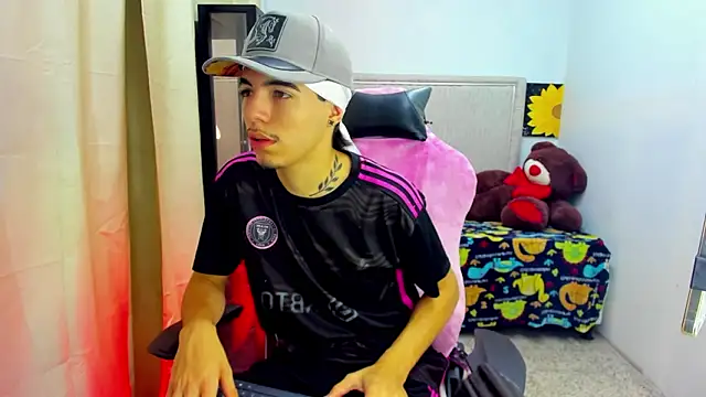 Bad bunnyy  online show from 03-24-26, 03:33