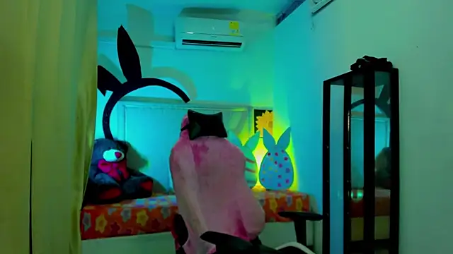 Bad bunnyy  online show from 04-07-26, 12:05