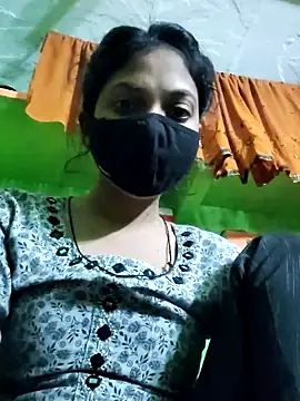 Cute aroshi online show from 04-17-26, 12:35