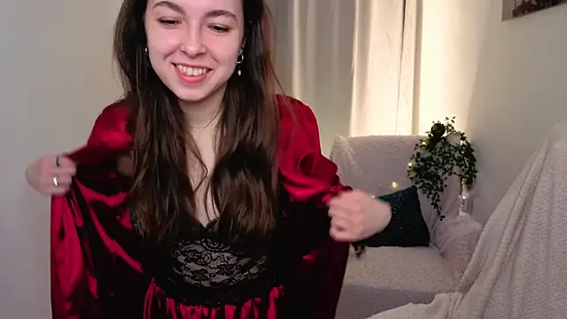 Snapshot of BellaThery chatting on 05-15-26, 05:25 BellaThery online show from 05-15-26, 05:25