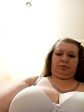 KiraStanton online show from 04-02-26, 11:35