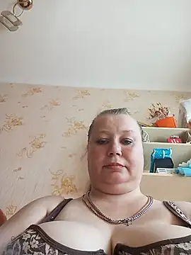 KiraStanton online show from 06-25-26, 12:31
