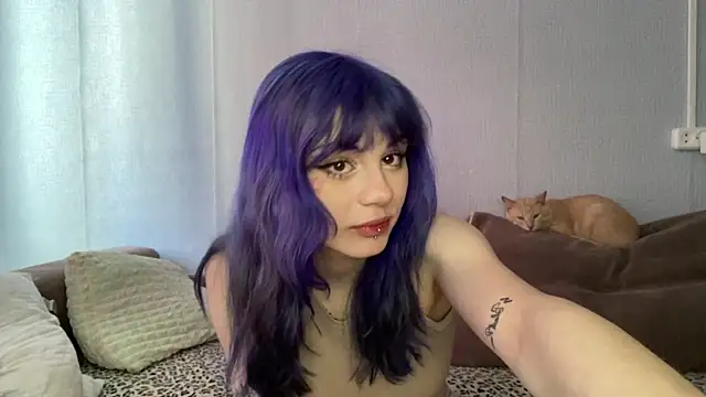 Snapshot of Emmibrilson chatting on 03-08-26, 06:17 Emmibrilson online show from 03-08-26, 06:17