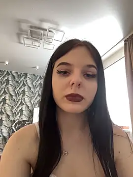 Snapshot of KrisHensley chatting on 02-21-26, 06:47 KrisHensley online show from 02-21-26, 06:47