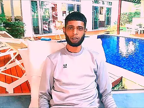 CharmingIndian1 online show from 04-28-26, 05:45