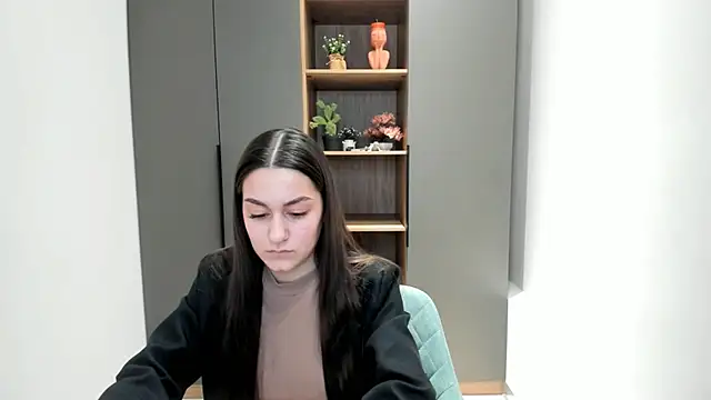 CordeliaFurci online show from 02-22-26, 06:57