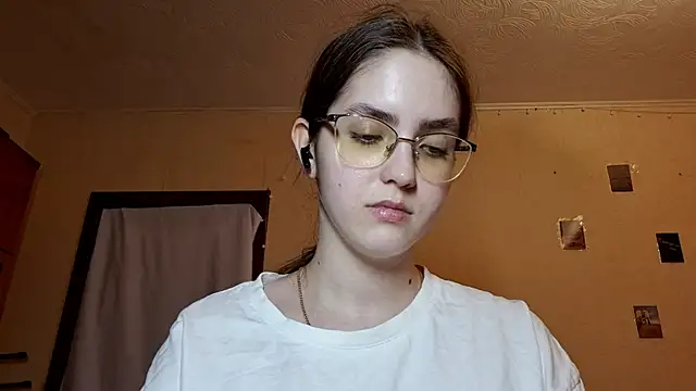 Katelemon online show from 04-01-26, 02:36