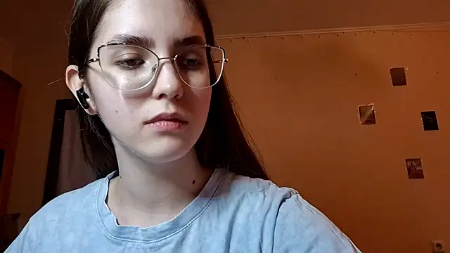 Katelemon online show from 05-08-26, 02:11