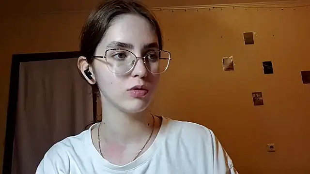 Katelemon online show from 05-13-26, 02:14