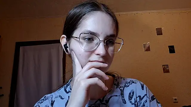 Katelemon online show from 05-22-26, 02:33