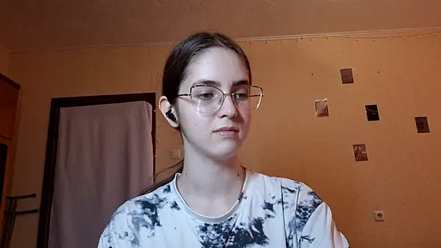 Katelemon online show from 06-15-26, 12:29