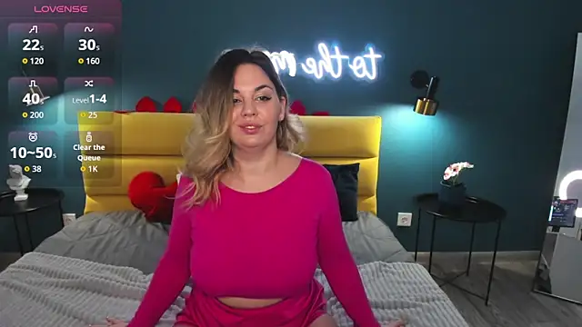 Snapshot of SofiaFabulous chatting on 03-08-26, 01:36 SofiaFabulous online show from 03-08-26, 01:36