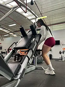 susi chimm online show from 03-19-26, 01:59