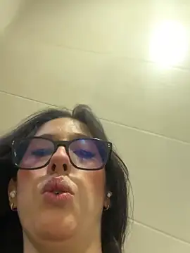 susi chimm online show from 05-04-26, 04:03