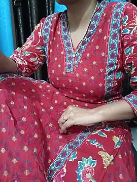 Snapshot of Queenlipx chatting on 03-17-26, 03:04 Queenlipx online show from 03-17-26, 03:04